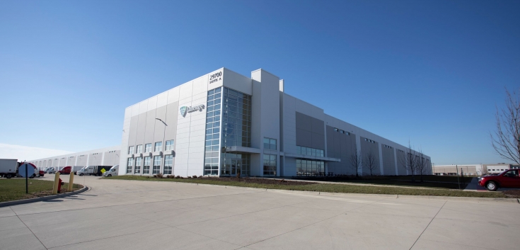 Exterior photo of Lineage's Graaskamp ambient facility