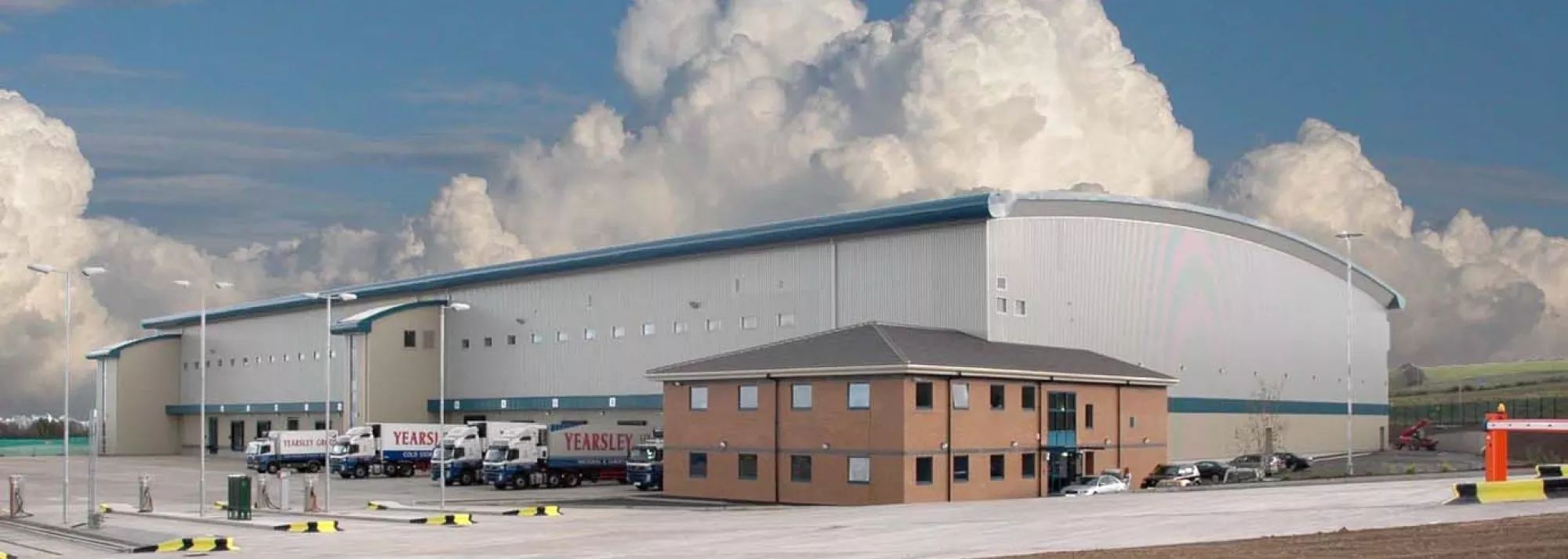 Exterior photo of Lineage's Seaham facility