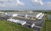 Aerial photo of Lineage's University Park facility